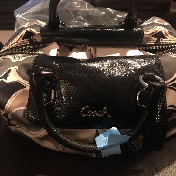 Coach Handbag - Picture 8 of 8